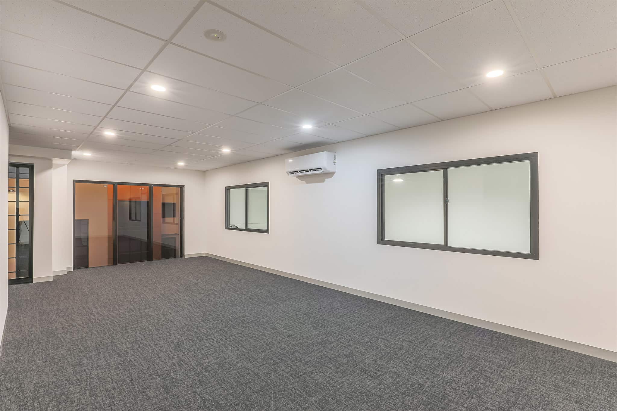 Burleigh Business Hub 6