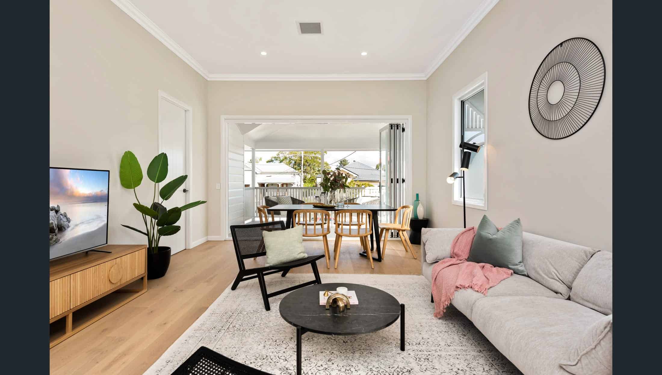 Luxury Townhouses and Homes - Greenslopes - Ducted Aircon 2