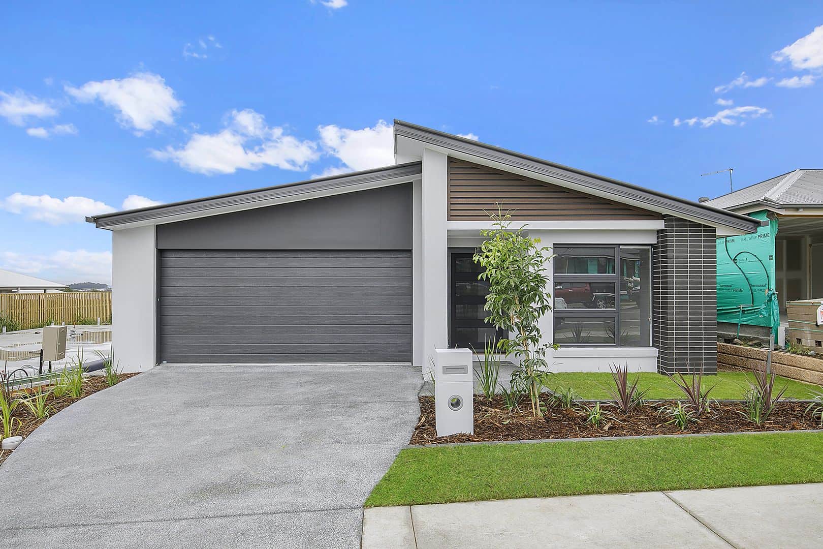 New home - Redbank Plains - Ducted Aircon - 1